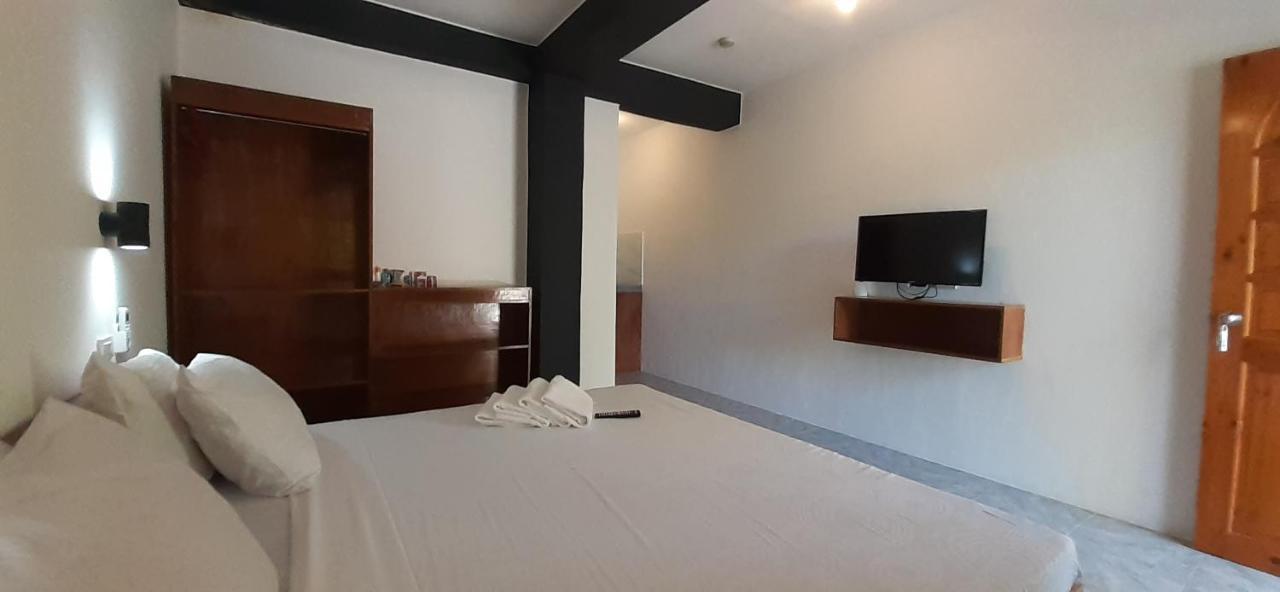 Jalyn'S Resort Sabang Пуерто-Галера Екстер'єр фото