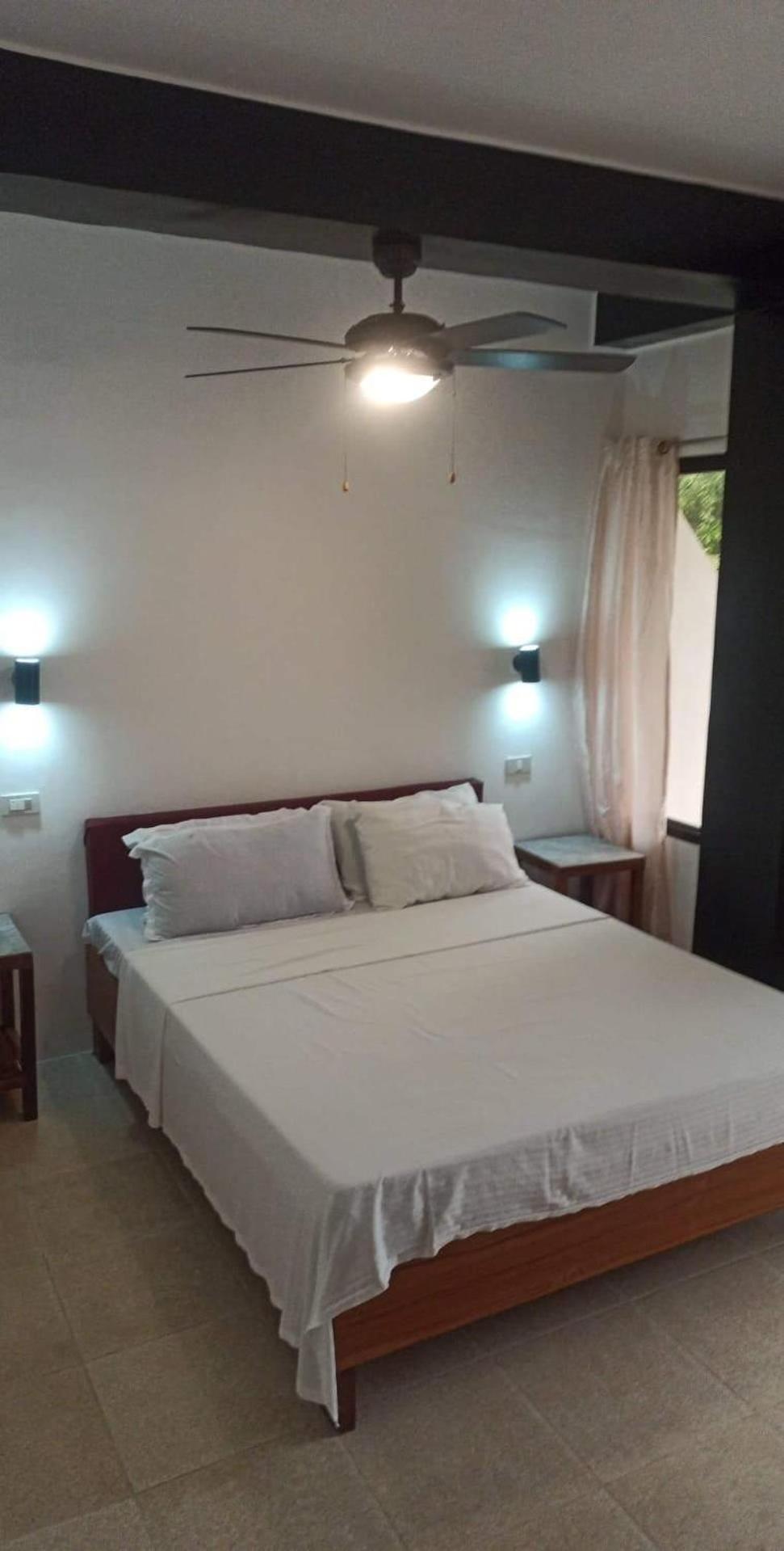 Jalyn'S Resort Sabang Пуерто-Галера Номер фото
