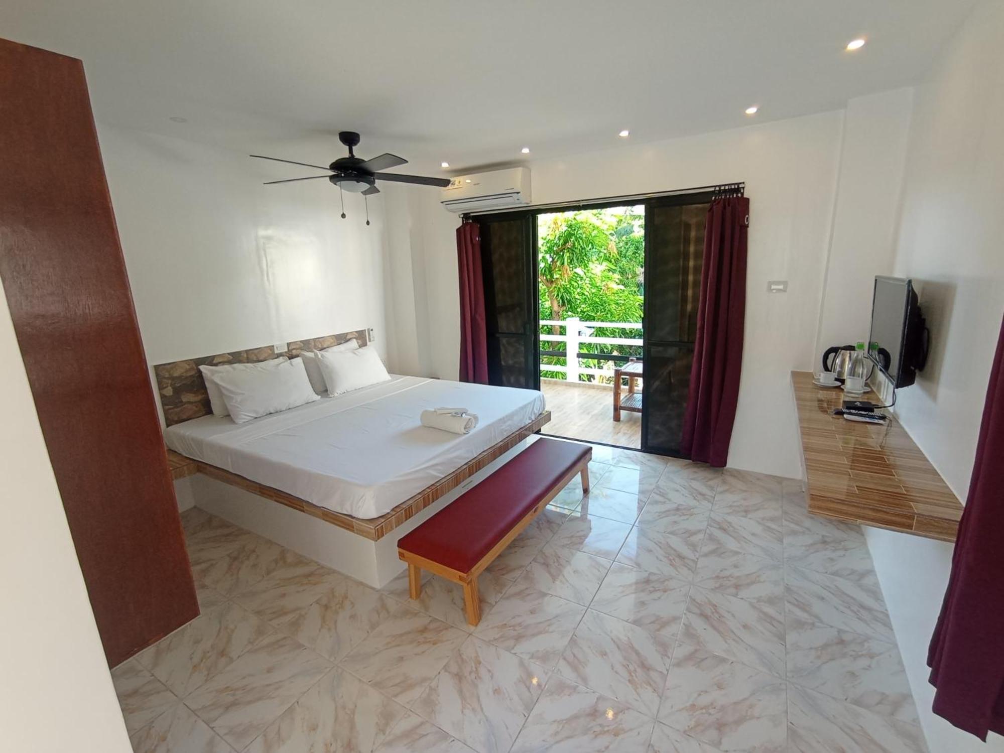 Jalyn'S Resort Sabang Пуерто-Галера Екстер'єр фото