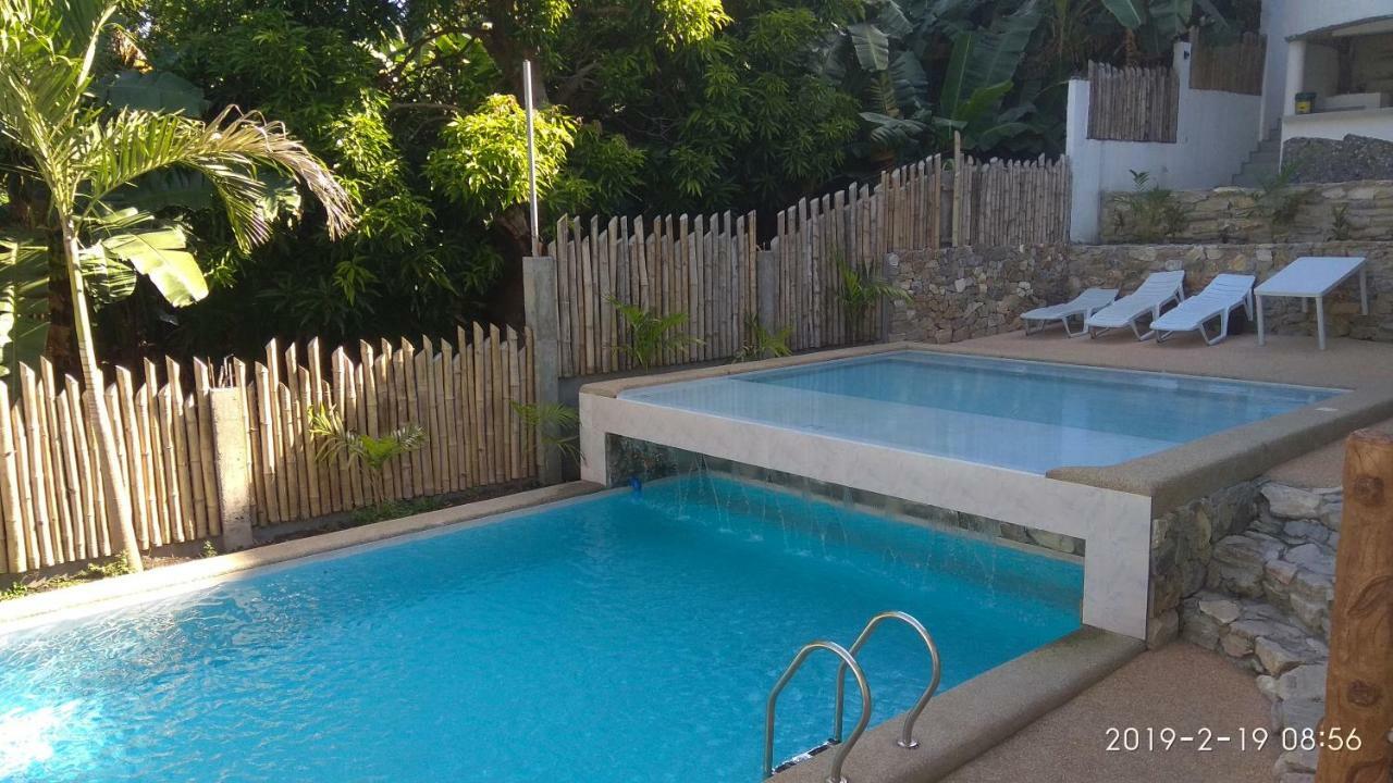 Jalyn'S Resort Sabang Пуерто-Галера Екстер'єр фото